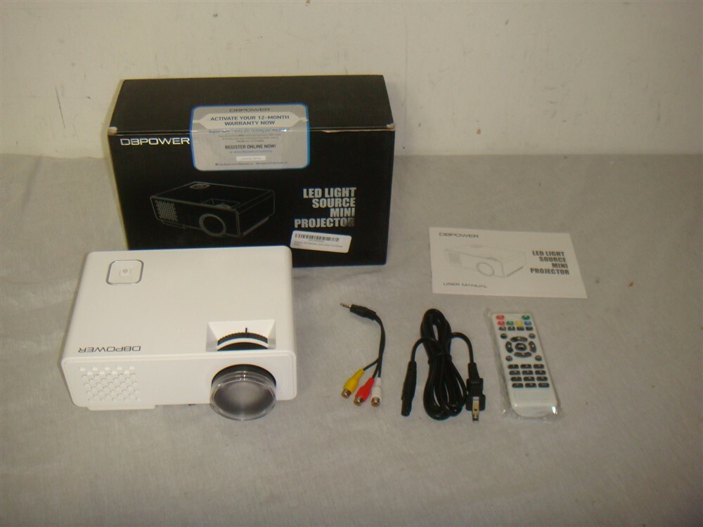 MINI LED PROJECTOR 本体 41C8e03zyZL.jpg_BO30,255,255,