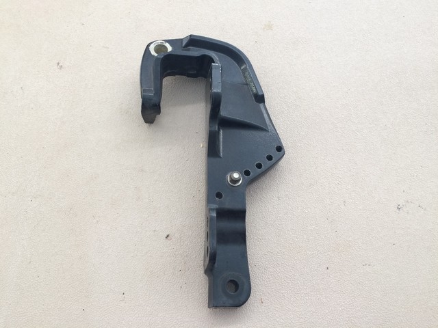USED MERCURY MARINER 821773T1 PORT CLAMP BRACKET 3 LOWER MOUNT HOLES 25-50HP