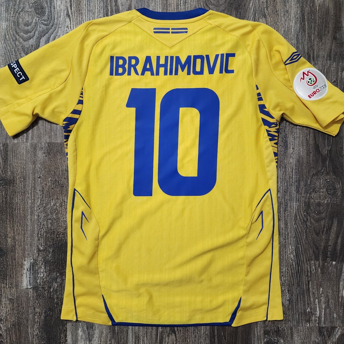 UMBRO スウェーデン代表 2008モデル ズラタン・イブラヒモヴィッチ 2008 Umbro Sweden Home Soccer Jersey Zlatan Ibrahimovic Men