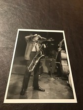 NEW 6 X 4 MUSIC UNPOSTED POSTCARD - SAM SHAW - GERRY MULLIGAN -NYC......SLOT 123