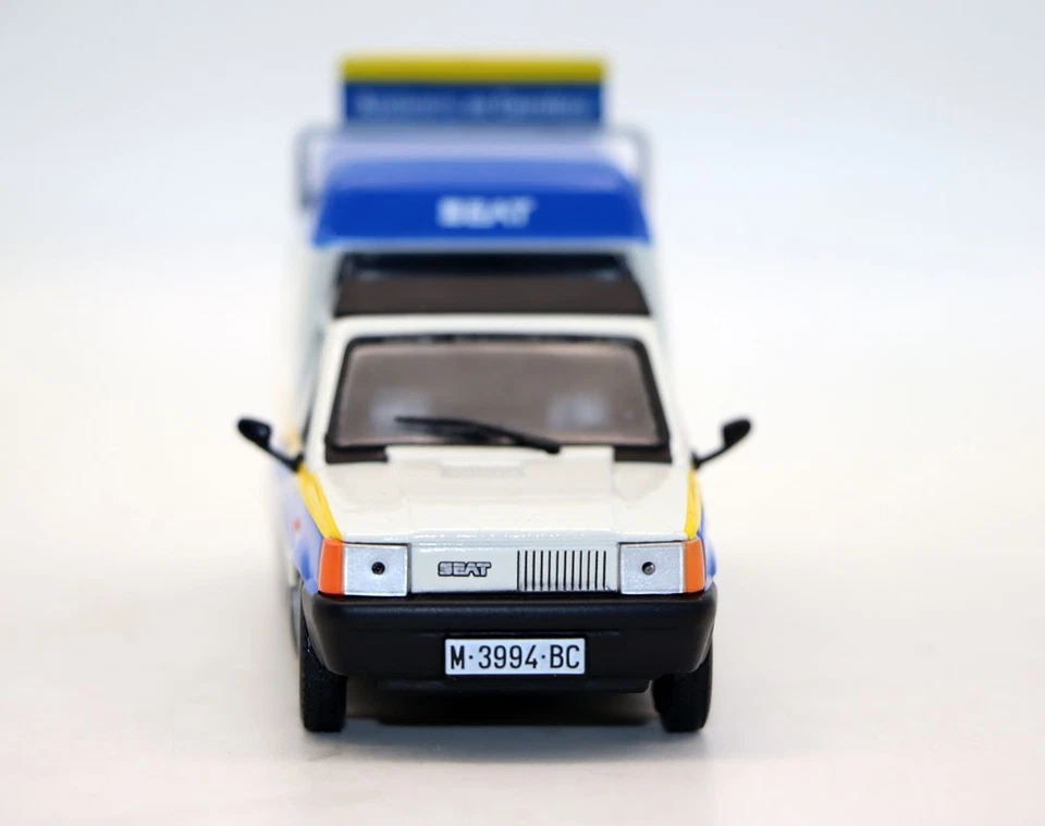 Altaya 1/43 Scale Seat Trans Service Truck Diecast Alloy Toy Car Model Gift - Image 4 of 4