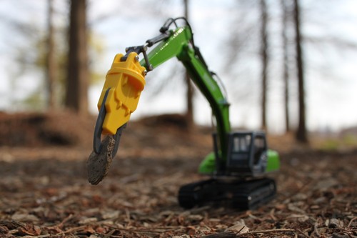 Diapet DK-6115 1/52scale demolition machine - Picture 7 of 7