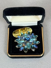 Vintage Blue Rhinestone Starburst Flower Brooch Gold Tone Navette Pin