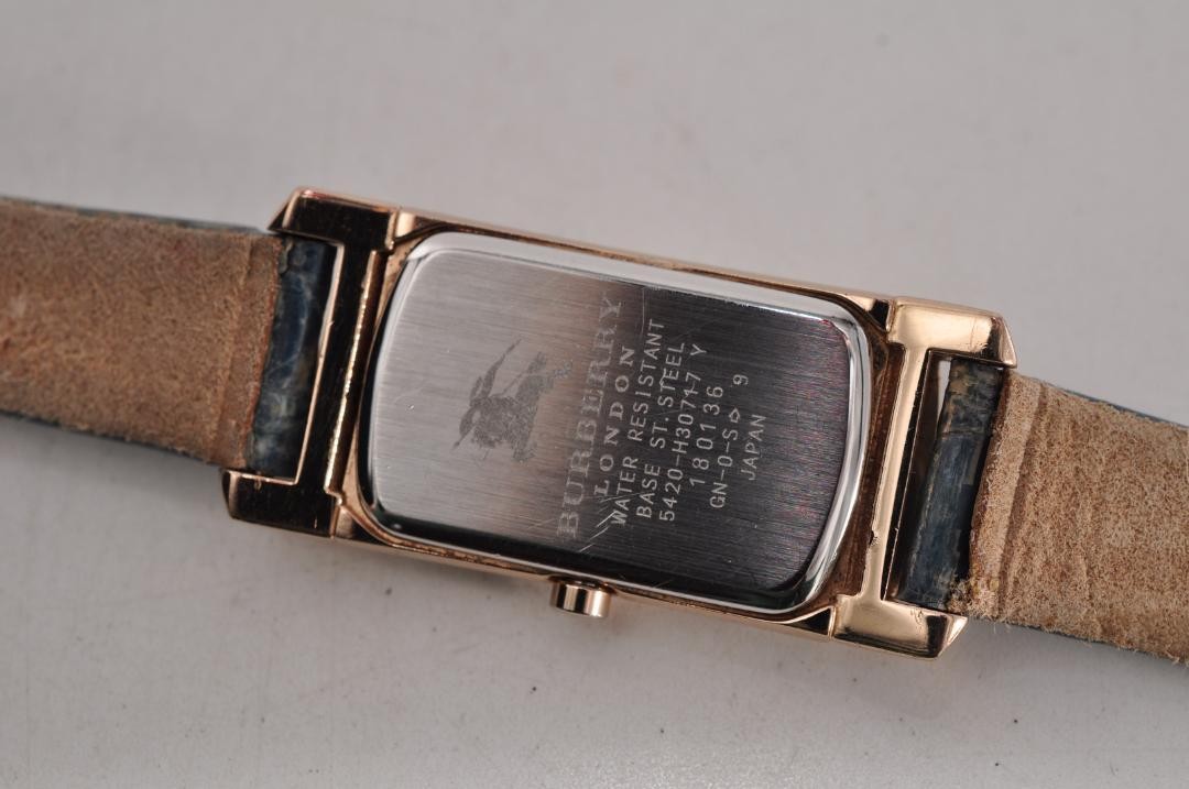 Burberry Check 5420-H30717 Qz Watch | eBay