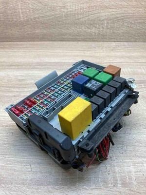 90504534 USED  Fuse box set Fits for Opel Vectra B