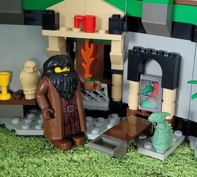 Lego 4707, Hagrid&rsquo;s Hut, Harry Potter, 100% Complete w/Minifigs, Box & Manual
