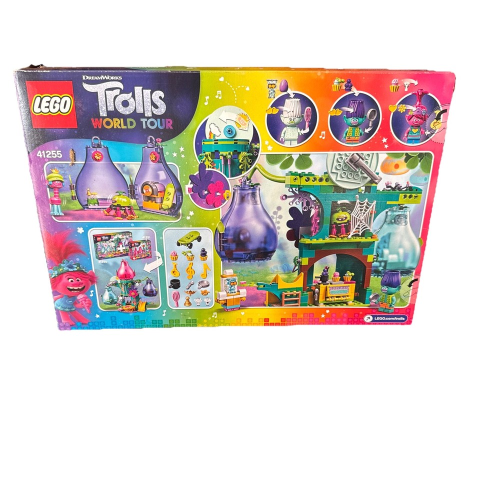 Trolls World Tour Pop Village Celebration 41255 main image 1