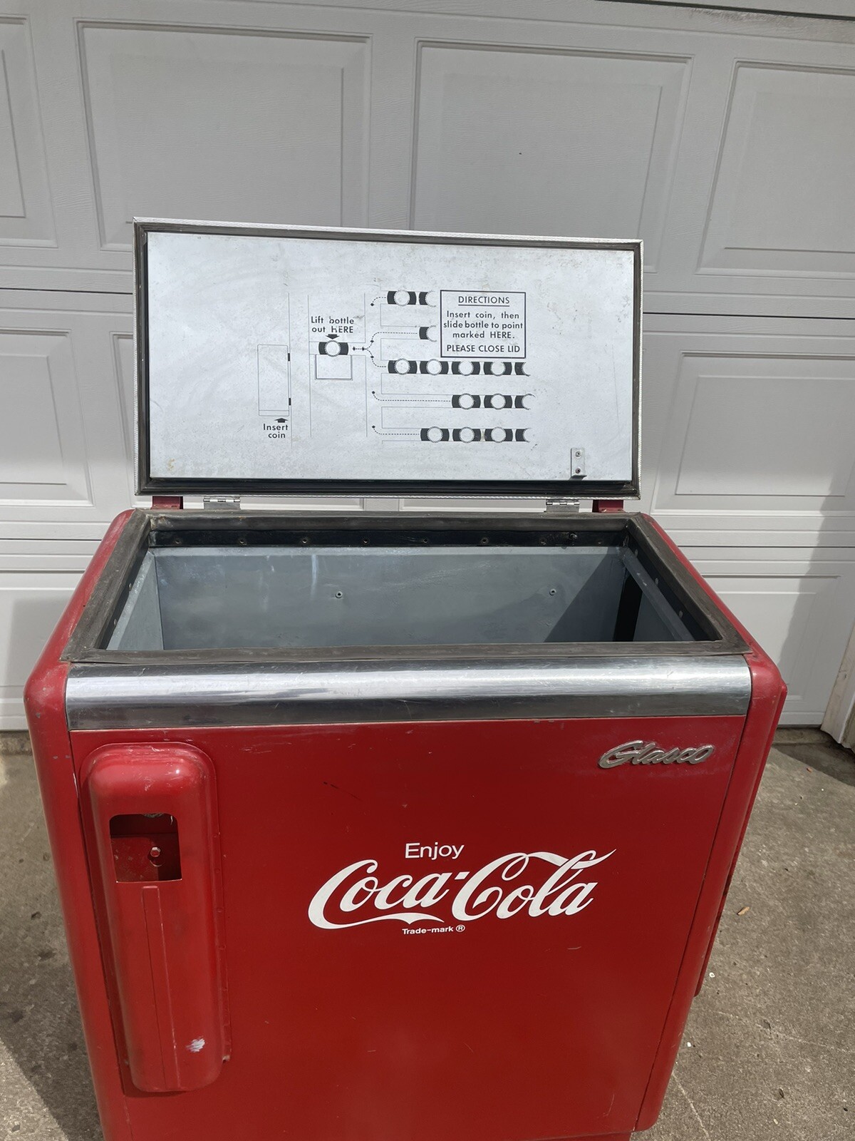 Vintage CocaCola Glasco Chest Cooler Coke Vending Machine Collect