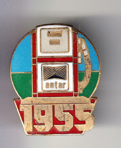 RARE PINS PIN'S .. AUTO OIL PETROLE ELF TOTAL OLD GAS PUMP POMPE STATION 1955~W2 - Afbeelding 1 van 1