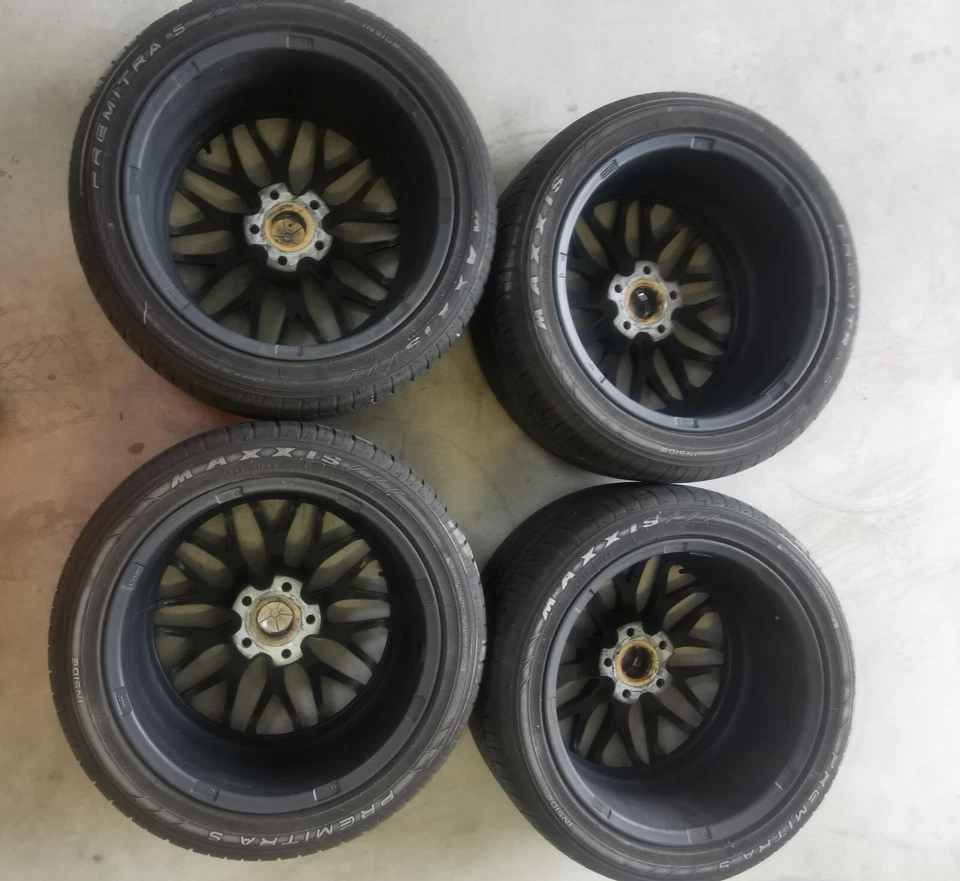 Vier Sommerreifen Auf Alufelge - Bild 2 von 4