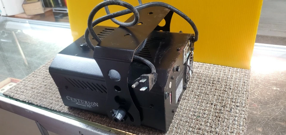 American DJ - CENTURION - Iluminación DJ - Probado y funcionando (FC15-T-G703) Foto 4 de 4