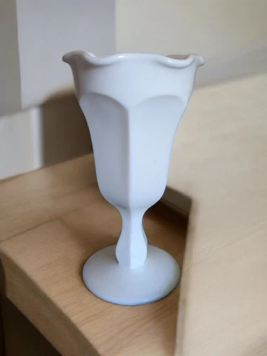 Milk Glass Tulip Parfait Sundae Water Goblet Stemware Vintage Vase Decor Table