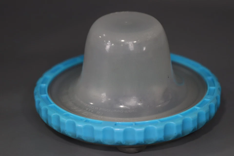 Intex Solar Powered LED Floating Pool Night Light  Auto On Color Changing - Image 2 of 4