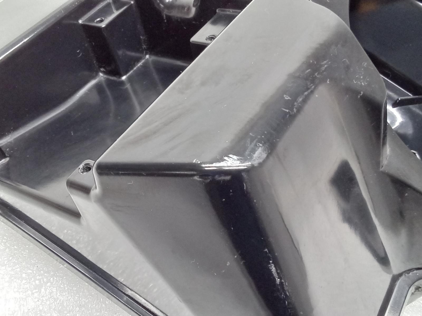 Maserati Quattroporte 2003-2019 Front Right Subwoofer box