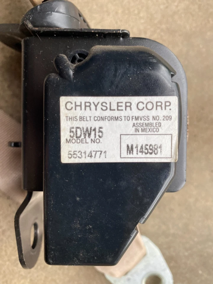 98-00 1998 DODGE DAKOTA LEFT DRIVER REAR SEAT BELT RETRACTOR TAN EXTENDED CAB - Image 3 of 4