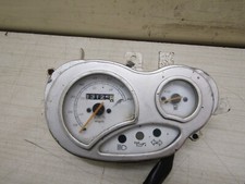 compteur (patte cassées ) keeway hurricane 50 2t 2006 2019