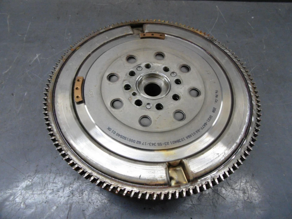 2018 Ford Transit 350 2.0TDCI Clutch & Flywheel - GK21-6477-AA - Image 3 of 4