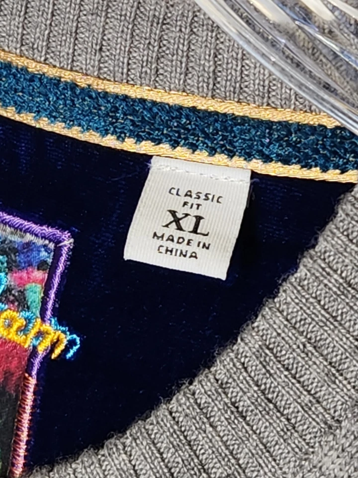 Robert Graham Men's Stonehaven Skull Intarsia Sweater XL 100% wool EUC - Image 2 of 4