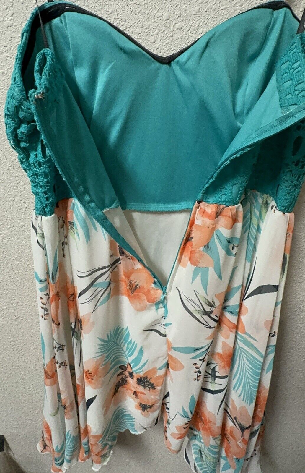 Beautiful Floral Turquoise Sheer& Lace High-Low S… - image 9