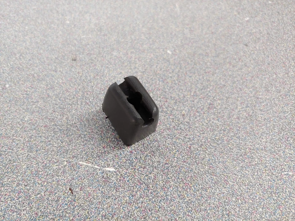 BONITO SOPORTE PARA PARASOL ORIGINAL USADO ORIGINAL PORSCHE 911 912E 930 NEGRO ALTO Foto 4 de 4