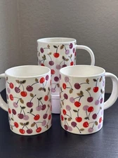 Room Essentials cherry print stoneware mug 16 oz, ceramic coffee cup