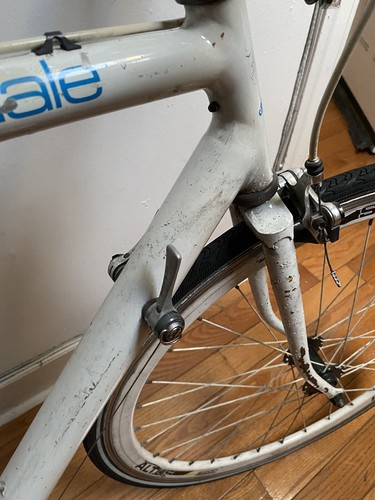 Canondale Bike With Basket And Shimano Parts - Picture 9 of 11