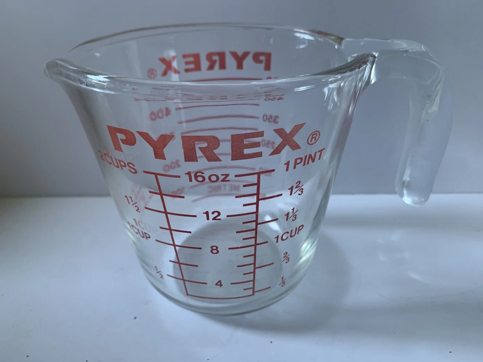 1980s PYREX 2 Cup 16 Oz. Glass Measuring Cup Mixing Bowl Red Letter USA