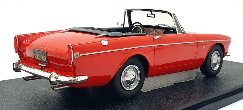 Resina Cult escala 1/18 CML204-2 - 1964-1967 Sunbeam Tiger260 - rojo Foto 2 de 4