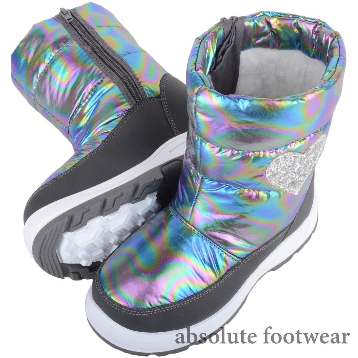 Holographic rain clearance boots
