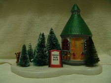 LEMAX CHRISTMAS VILLAGE GAZEBO SHOP BOTTLE BRUSH CHRISTMAS TREES 4 SALE