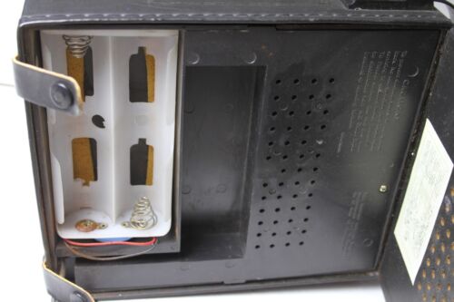 VINTAGE PRECOR LED SOLID STATE 825 RADIO AM/FM 18 TRANSISTOR funktioniert mit Kabel - Bild 12 von 14