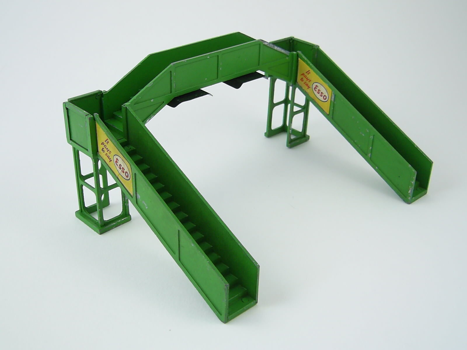 Crescent Green Railway Foot Bridge Kit OO Gauge Ref. 1823, 1950's Vintage eBay