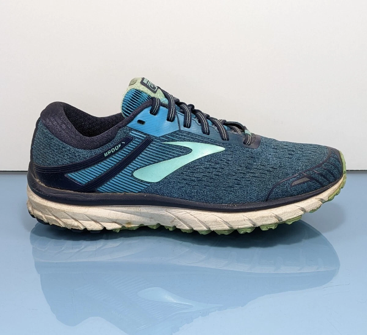 BROOKS Womens 9 Teal Blue Adrenaline GTS 18 DNA Flextra Athletic Running Shoes