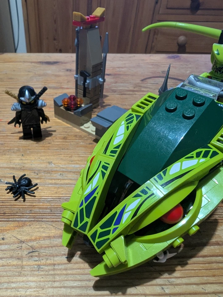 LEGO Ninjago 9447 Lasha's Bite Cycle, photo 2 of 5