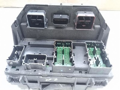 2009 CHRYSLER TOWN COUNTRY TOTALLY INTEGRATED POWER CONTROL FUSE BOX  RTE23A02E7