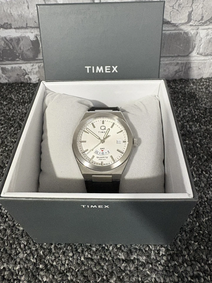 Correa de goma TIMEX Q Timex Continental TW2Y12200 para hombre GMT cuarzo esfera plateada Foto 2 de 4