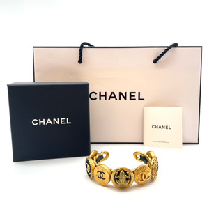 Auth Chanel Paris 1995 Gold Plated Leather CC Frog Bracelet W/Box & Bag TF050002