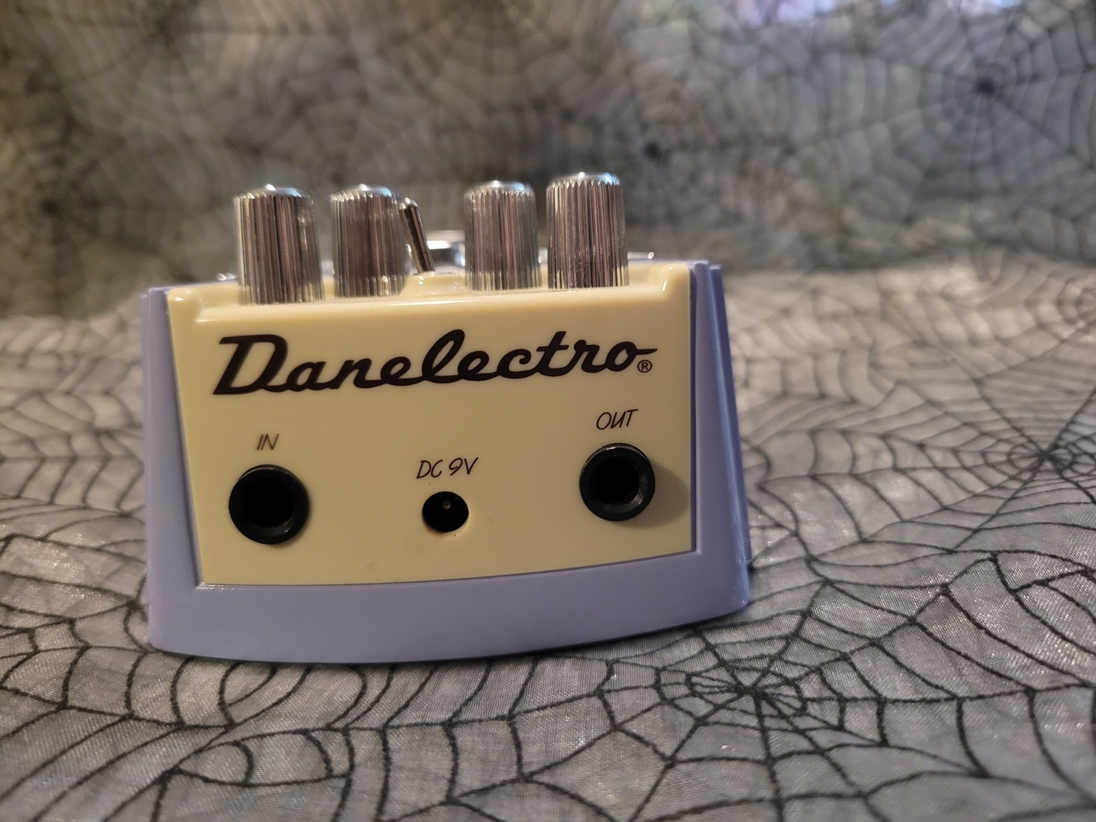 DanElectro DE-1 Dan Echo Delay Guitar Effects Pedal Metal Tested Working