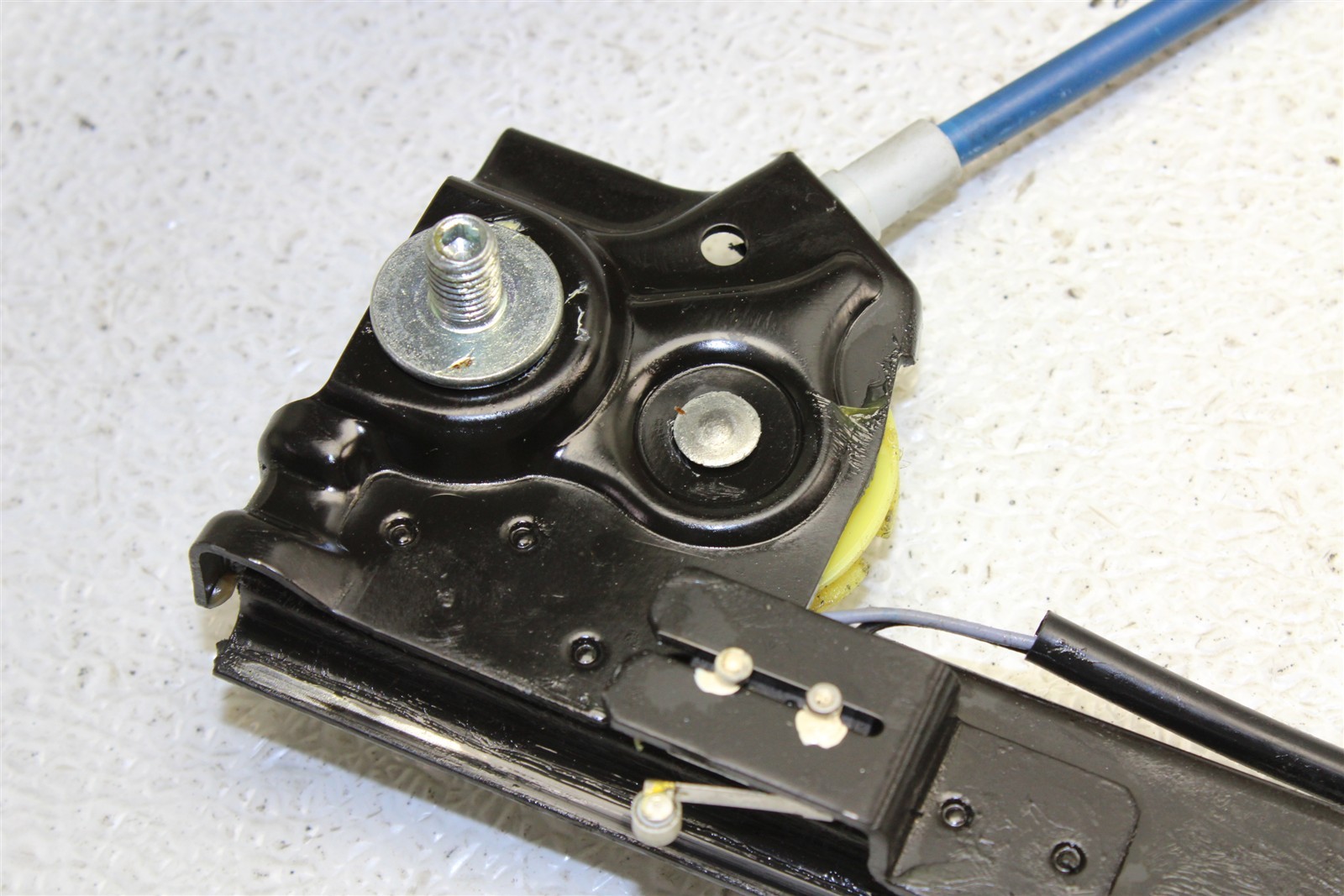 2008-2019 Maserati GranTurismo Left Window Regulator Motor Driver LH 08-19