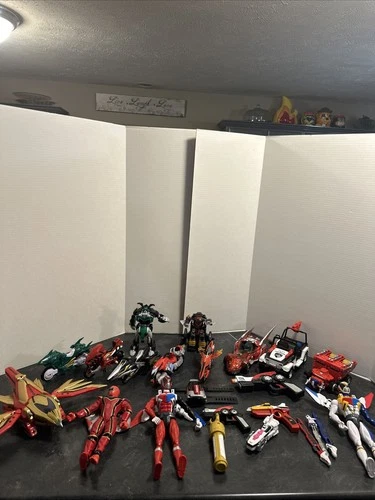 Lot Of Power Ranger Toys Vintage Early 2000’s Incomplete May Be Damaged As Is