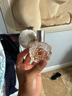 Ariana Grande Ari Eau de Parfum 1.0 oz / 30 ml