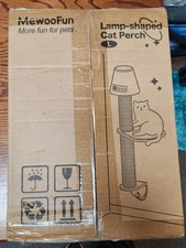 Mewoofun Lamp-Shape Wall Mount Large Cat Perch New In Sealed Box