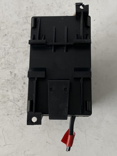Watlow 146E-1J2F-3100 Temperature Controller Adjustable 32 - 1382 Degrees F - Picture 3 of 3