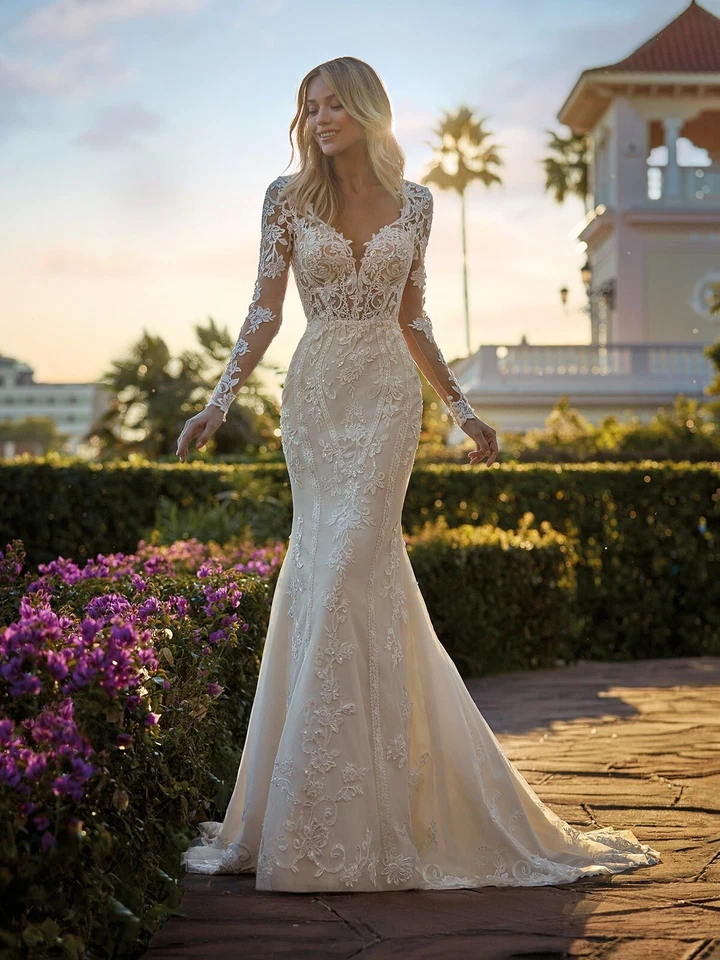 Appliques Lace Mermaid Wedding Dresses Bridal Gowns Scoop Neck Long Sleeves - Image 2 of 4