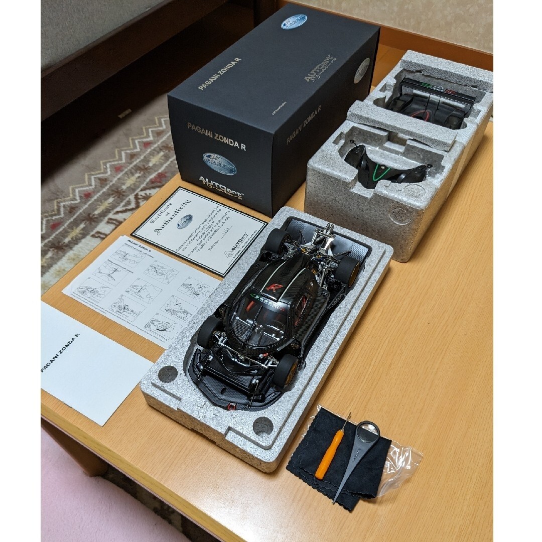AUTOart 1/18 Pagani Zonda R 398482Autoart 1/18 Pagani Zonda