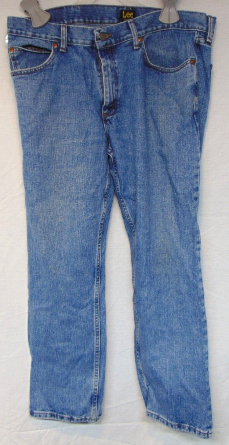 Men's 38x30 Faded Blue Straight Leg Regular Fit Jeans Old Trending Style-image