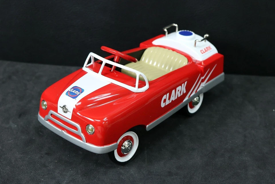 CROWN PREMIUMS RED CLARK 1948 BMC OIL TANKER PEDAL CARS DIE CAST BANK  NIB #809 - Image 4 of 4