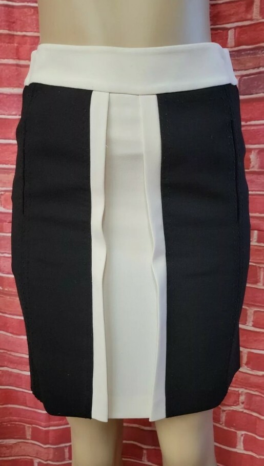 Tory Burch Cream Black Mini Skirt Womens Size 2 #C2 thumbnail 10