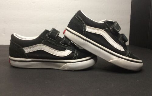 Persecute Brilliant casualties VANS - OLD SKOOL - V STRAP BLACK W/ WHITE CANVAS SUEDE KIDS SIZE 8 SHOES | eBay Persecute Brilliant casualties VANS - OLD SKOOL - V STRAP BLACK W/ WHITE CANVAS SUEDE KIDS SIZE 8 SHOES | eBay