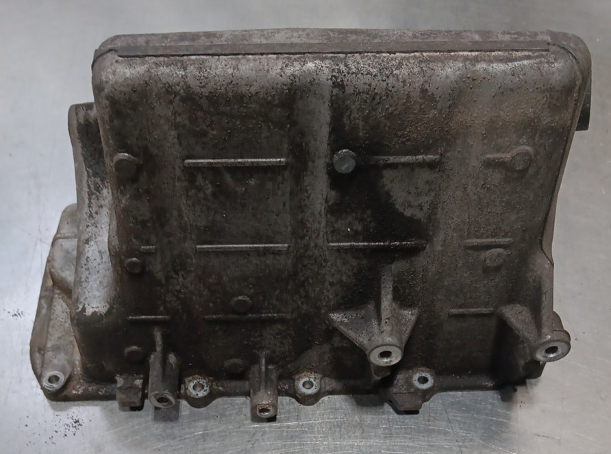 SMART FOR TWO BRABUS 2009 OE 1.0 L 3 CYLINDER LOWER DRAIN OIL PAN 1320100013 4R